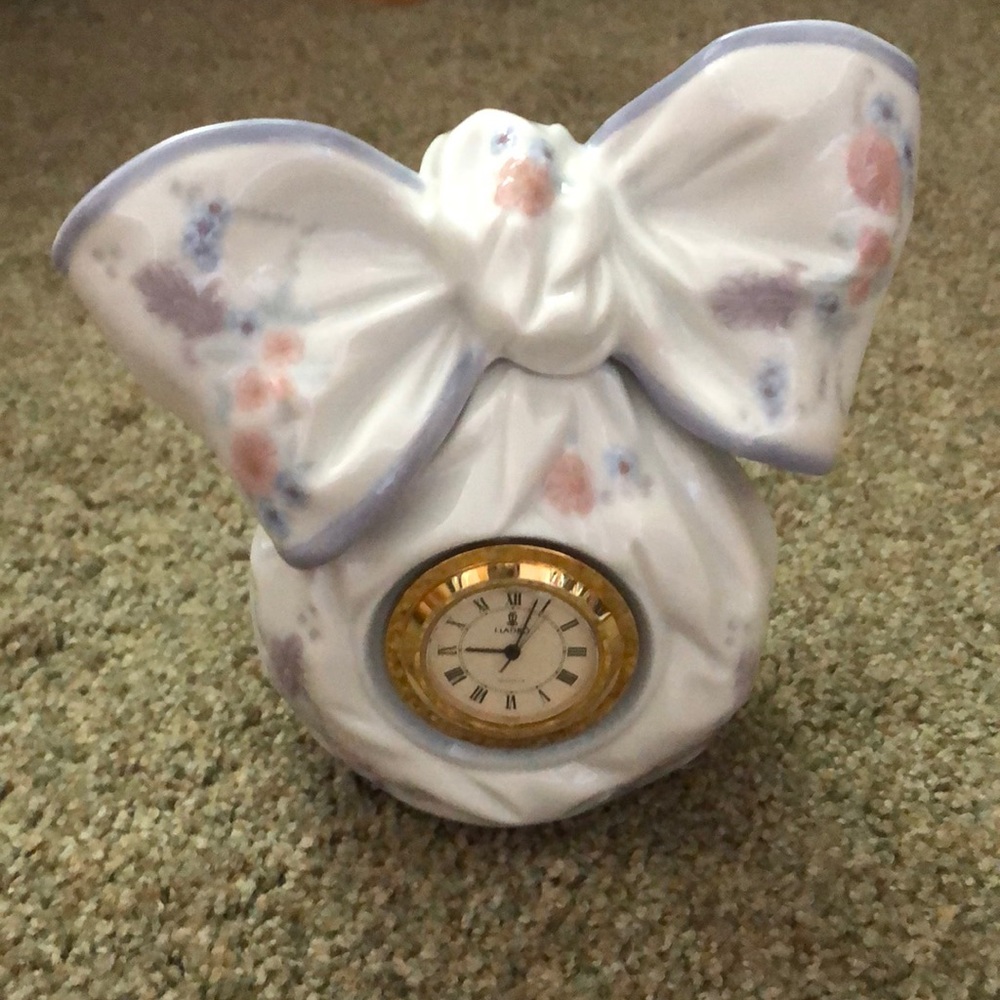 Lladro Bow Clock